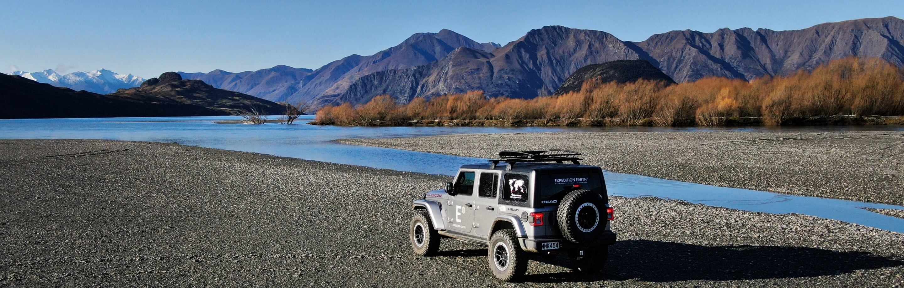 New Zealand's Greatest Roads by Expedition Earth