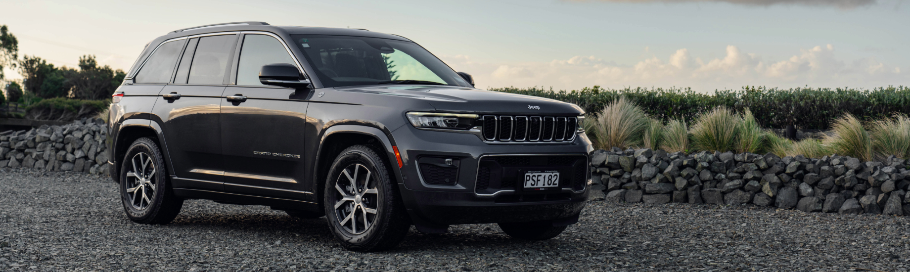 Grand Cherokee 5-Seat Overland